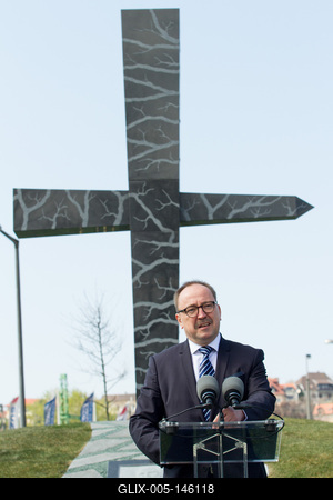 Politika - Szmolenszk emlékmű avatás-stock-foto