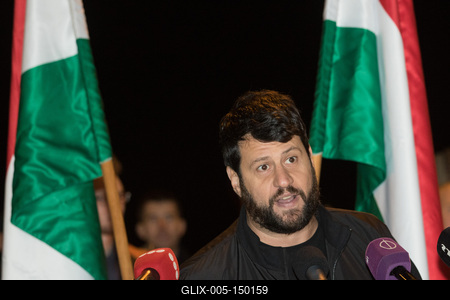 Fáklyás tüntetés a tandíj ellen a Gellért tér és a Corvinus Egyetem között.A képen Puzsér Róbert.2018.10.23.Fotó:Vörös Szilárd-stock-foto