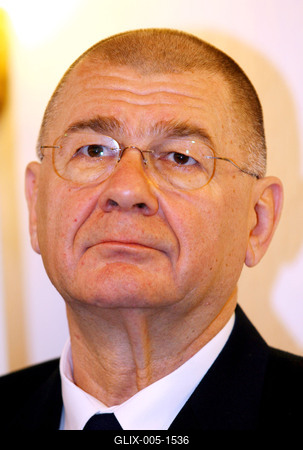 Szabó István és osztálytársai az ügynökmúltról nyilatkoztak-stock-foto