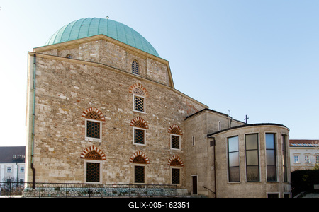 Pécs,Dzsámi a Széchenyi téren.2019.12.30.Fotó:Vörös Szilárd-stock-foto