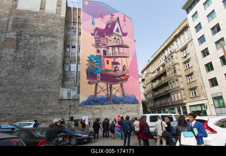 Átadták az elsõ festett tûzfalat Budapesten az Arany János és a Sas utca sarkán.2016.09.21.Fotó:Vörös Szilárd-stock-foto