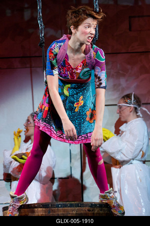 Presser Gábor - Varró Dániel - Teslár Ákos: Túl a Maszat-hegyen-stock-foto