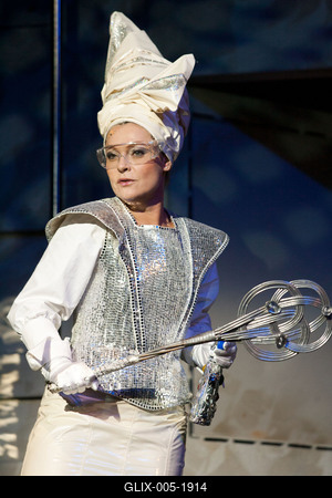 Presser Gábor - Varró Dániel - Teslár Ákos: Túl a Maszat-hegyen-stock-foto