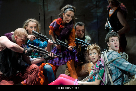 Presser Gábor - Varró Dániel - Teslár Ákos: Túl a Maszat-hegyen-stock-foto