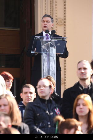 Március 15.-i megemlékezés a Múzeum kertben-stock-foto