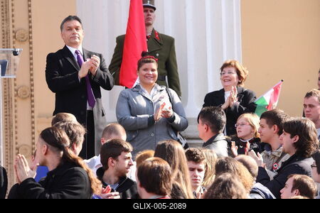 Március 15.-i megemlékezés a Múzeum kertben-stock-foto
