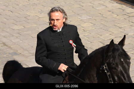 Március 15.-i megemlékezés a Múzeum kertben-stock-foto