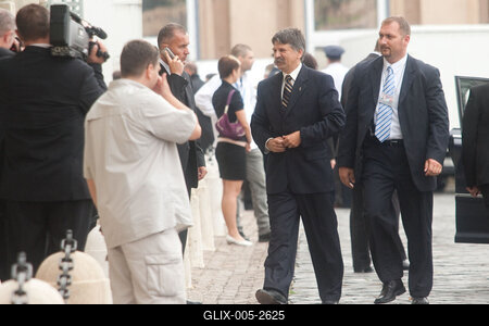 Beiktatják az új köztársasági elnököt-stock-foto