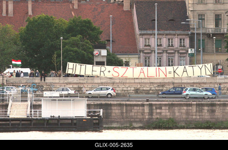 Békenap a Duna-parton-stock-foto