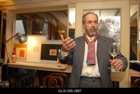 Benkő Dániel női hátsókat fest-stock-foto