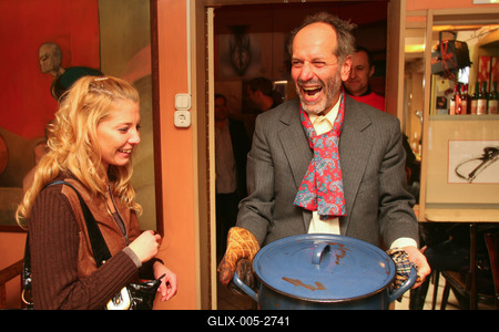 Benkő Dániel női hátsókat fest-stock-foto