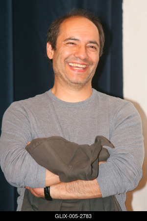 Iskolákat ajándékoz meg a Beugró csapata-stock-foto