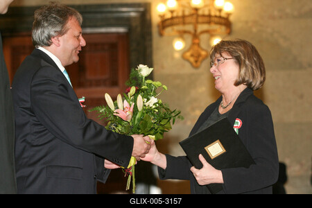 Átadták a Kiváló és Érdemes Művész, valamint a Babérkoszorú díjakat-stock-foto