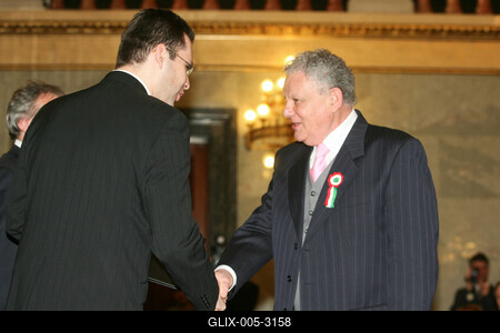 Átadták a Kiváló és Érdemes Művész, valamint a Babérkoszorú díjakat-stock-foto