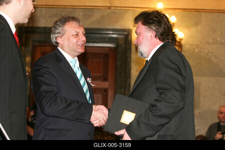 Átadták a Kiváló és Érdemes Művész, valamint a Babérkoszorú díjakat-stock-foto