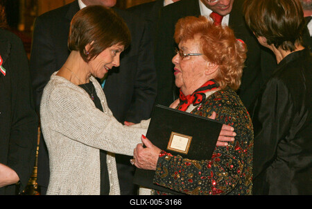 Átadták a Kiváló és Érdemes Művész, valamint a Babérkoszorú díjakat-stock-foto