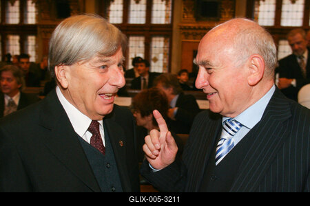 Átadták a főváros díszpolgári címeit és a Pro Urbe Budapest díjakat-stock-foto