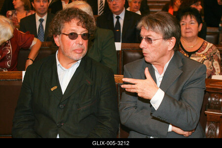 Átadták a főváros díszpolgári címeit és a Pro Urbe Budapest díjakat-stock-foto