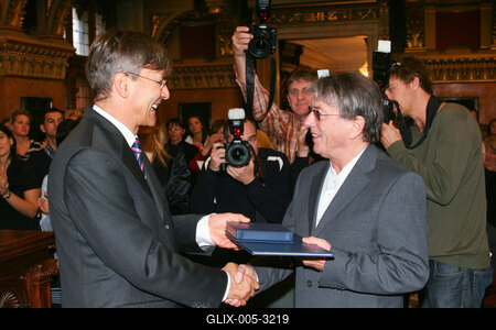 Átadták a főváros díszpolgári címeit és a Pro Urbe Budapest díjakat-stock-foto