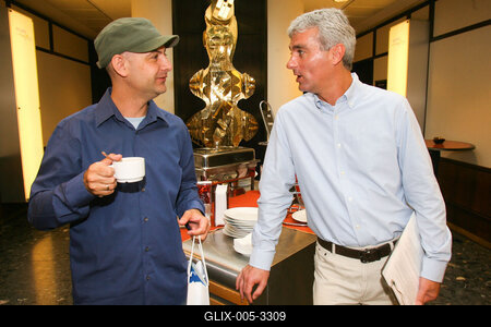 Öt éves az Egy Csepp Figyelem Alapítvány-stock-foto