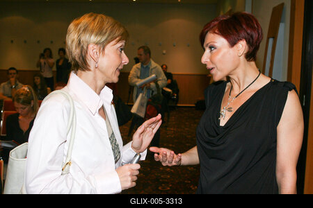 Öt éves az Egy Csepp Figyelem Alapítvány-stock-foto