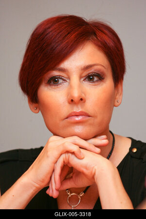 Öt éves az Egy Csepp Figyelem Alapítvány-stock-foto