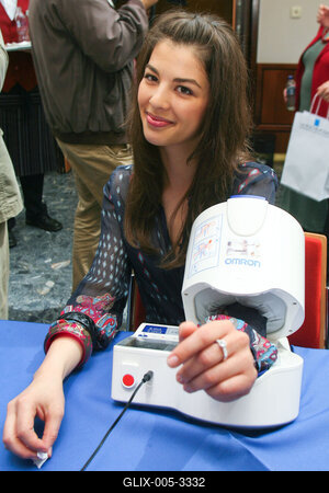 Öt éves az Egy Csepp Figyelem Alapítvány-stock-foto