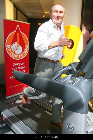 Egy Csepp Figyelem Alapítvány sajtótájékoztató-stock-foto