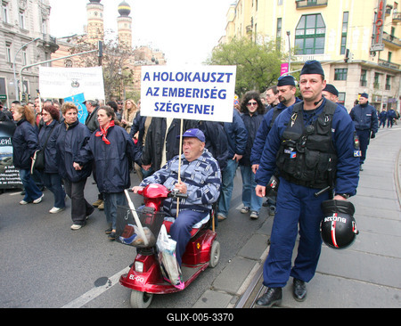 A holokausztra emlékeztek-stock-foto