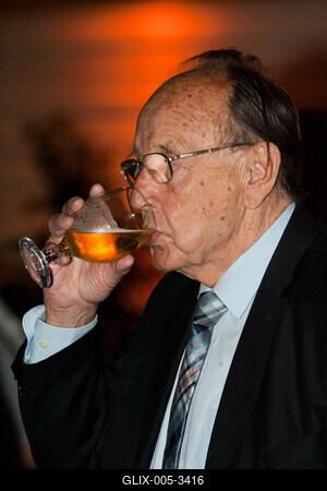 100 éves az OBO Bettermann-stock-foto