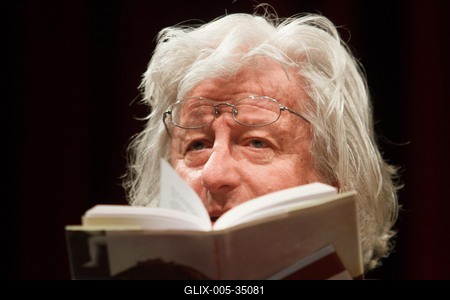 Könyvfesztivál megnyitó-stock-foto