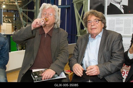 Könyvfesztivál megnyitó-stock-foto