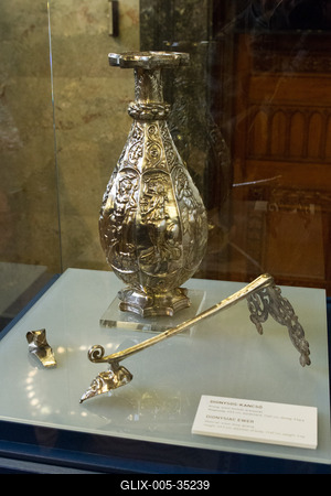 Sajtótájékoztató a Seuso kincsek visszaszerzéséről-stock-foto