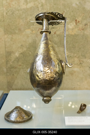 Sajtótájékoztató a Seuso kincsek visszaszerzéséről-stock-foto