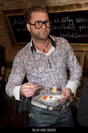 Gasztronómiai bemutató a Symbol étteremben-stock-foto