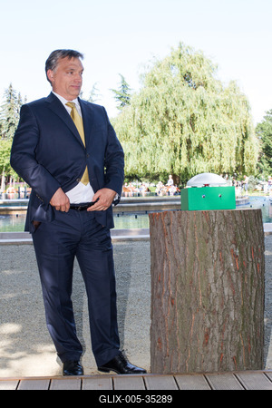 A felújított margitszigeti szőkőkút átadása-stock-foto