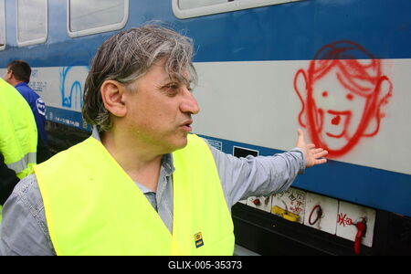 Utazz tisztán kampány indult a Mávnál-stock-foto