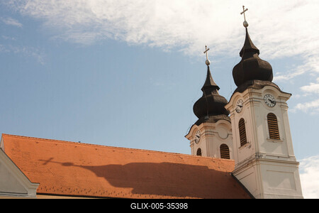 A Tihanyi Bencés Apátság-stock-foto