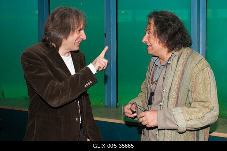 A L'art pourl'art képregény bemutatója-stock-foto