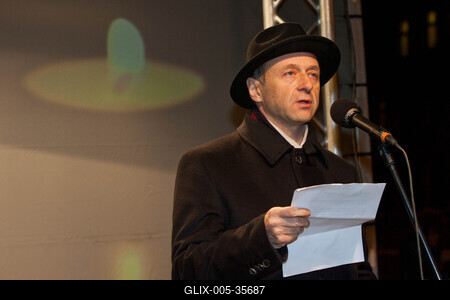 Emlékezés a meggyilkolt zsidó áldozatokra-stock-foto