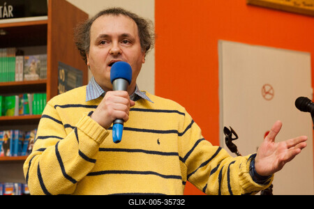 Galla Miklós könyvének bemutatója-stock-foto