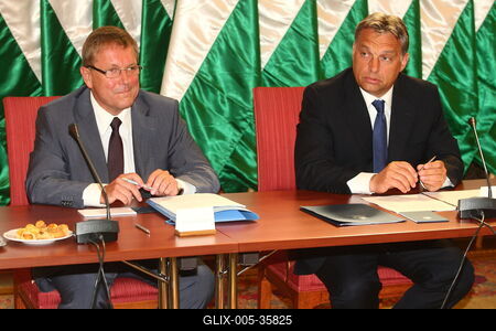 Orbán Viktor közgazdászokkal találkozott-stock-foto