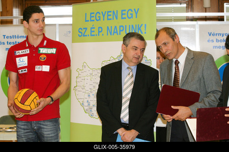 Folytatódik a Szűréssel az életért program-stock-foto