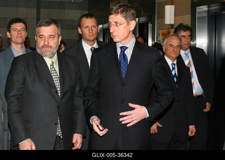 Gyurcsány a Teve utcai székházban tájékozódott-stock-foto