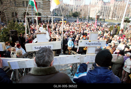 Zavargások a Kossuth téren-stock-foto