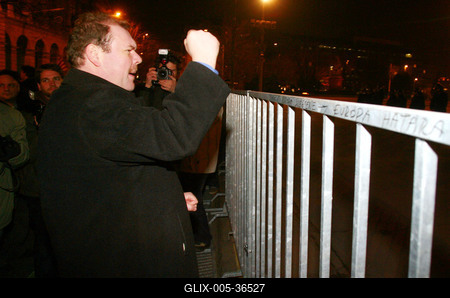 Zavargások a Kossuth téren-stock-foto