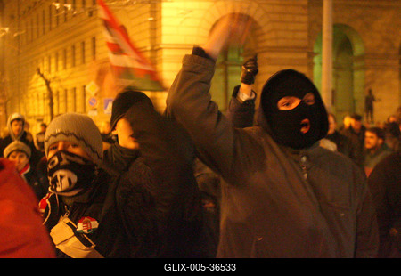 Zavargások a Kossuth téren-stock-foto