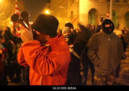 Zavargások a Kossuth téren-stock-foto