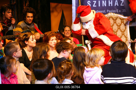 Mikulás az Új Színházban-stock-foto