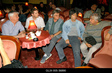 Lemezbemutató a Cotton Clubban - Az Illés dalai mai zenekarok tolmácsolásában-stock-foto